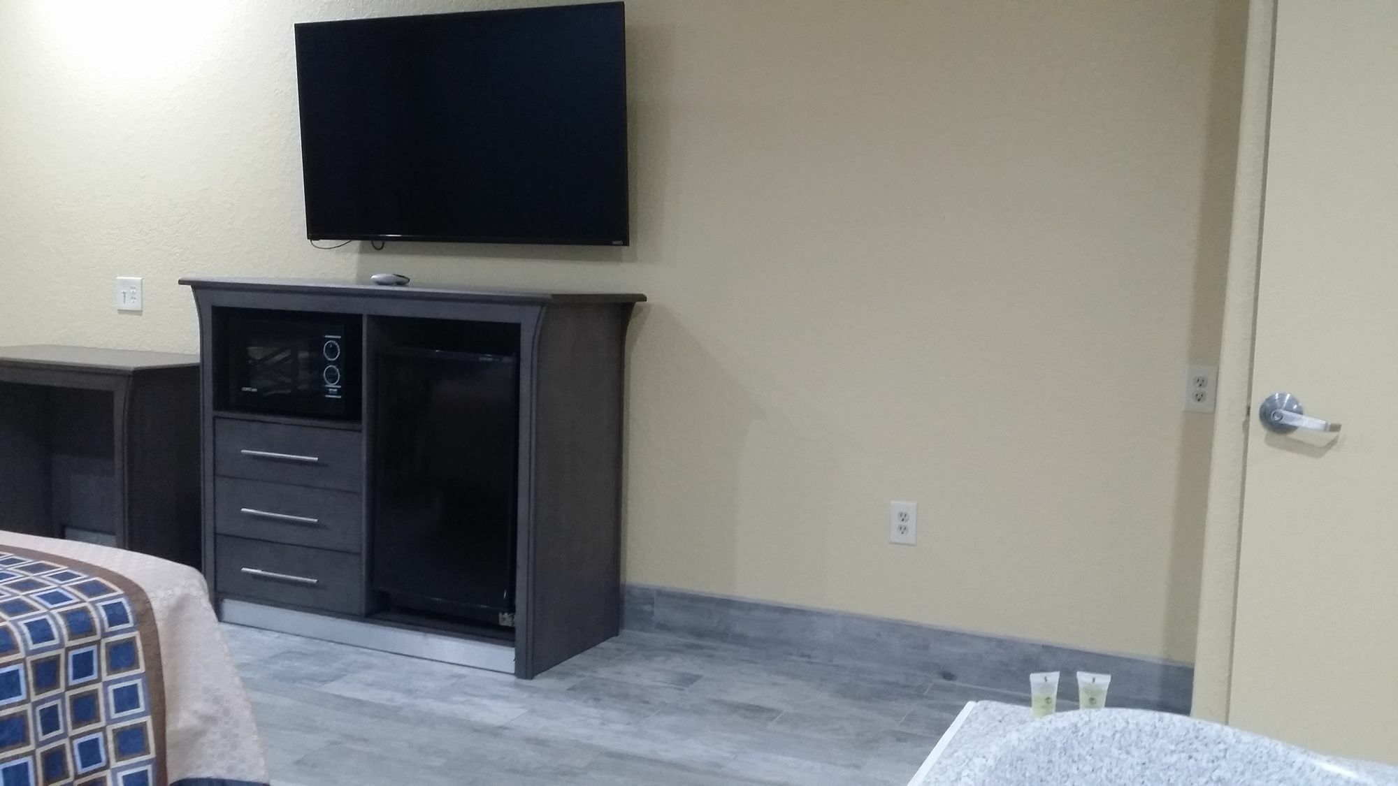 Americas Best Value Inn & Suites Northeast Houston Exteriör bild