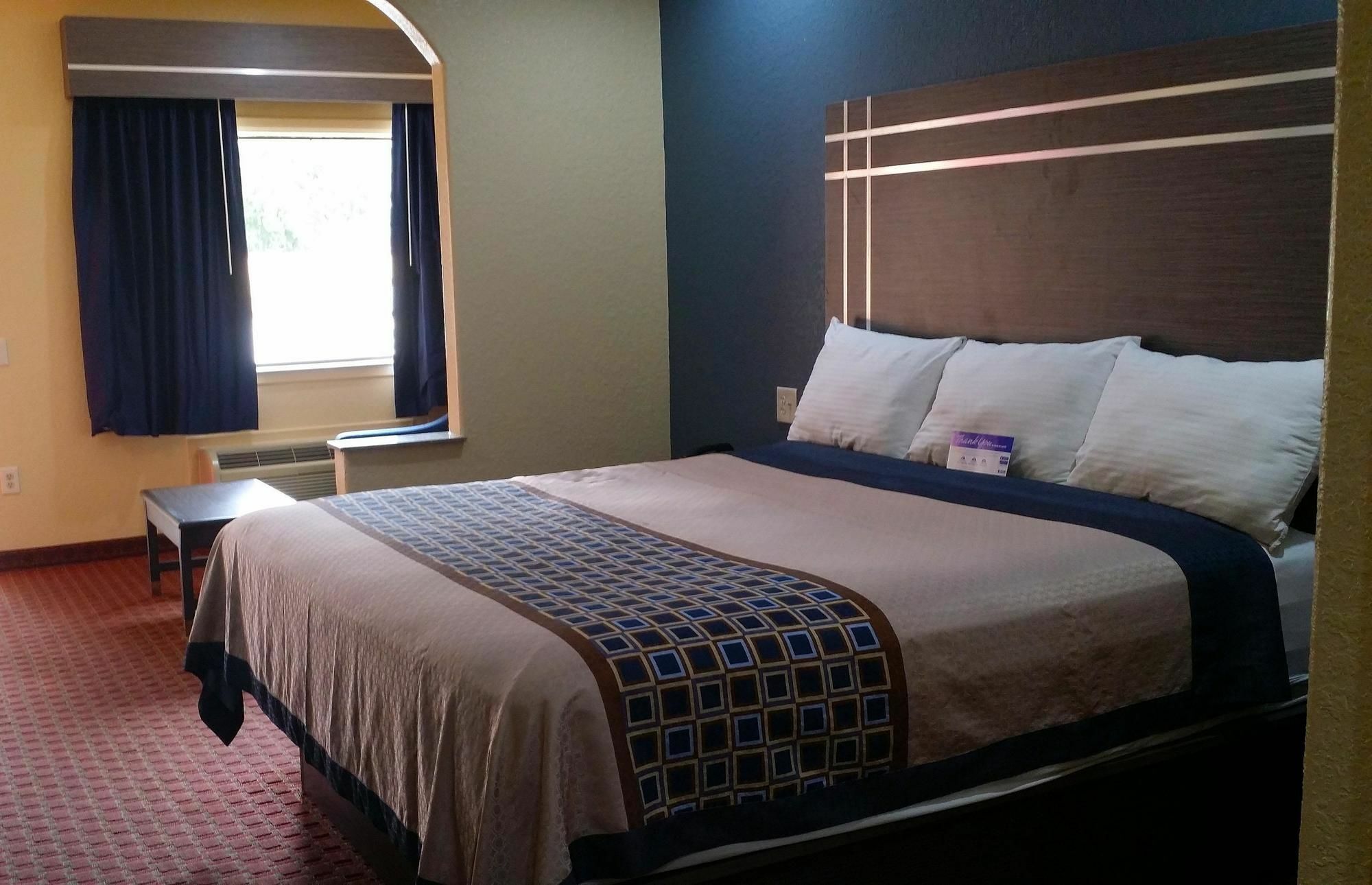 Americas Best Value Inn & Suites Northeast Houston Exteriör bild