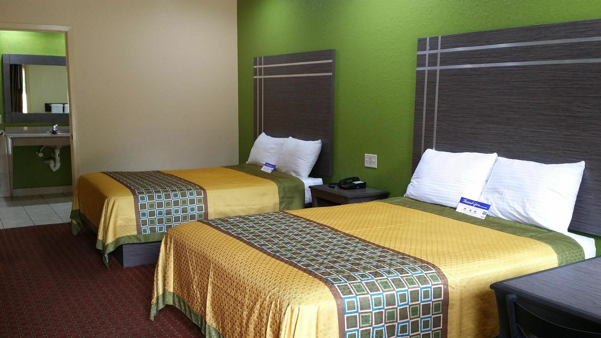 Americas Best Value Inn & Suites Northeast Houston Exteriör bild